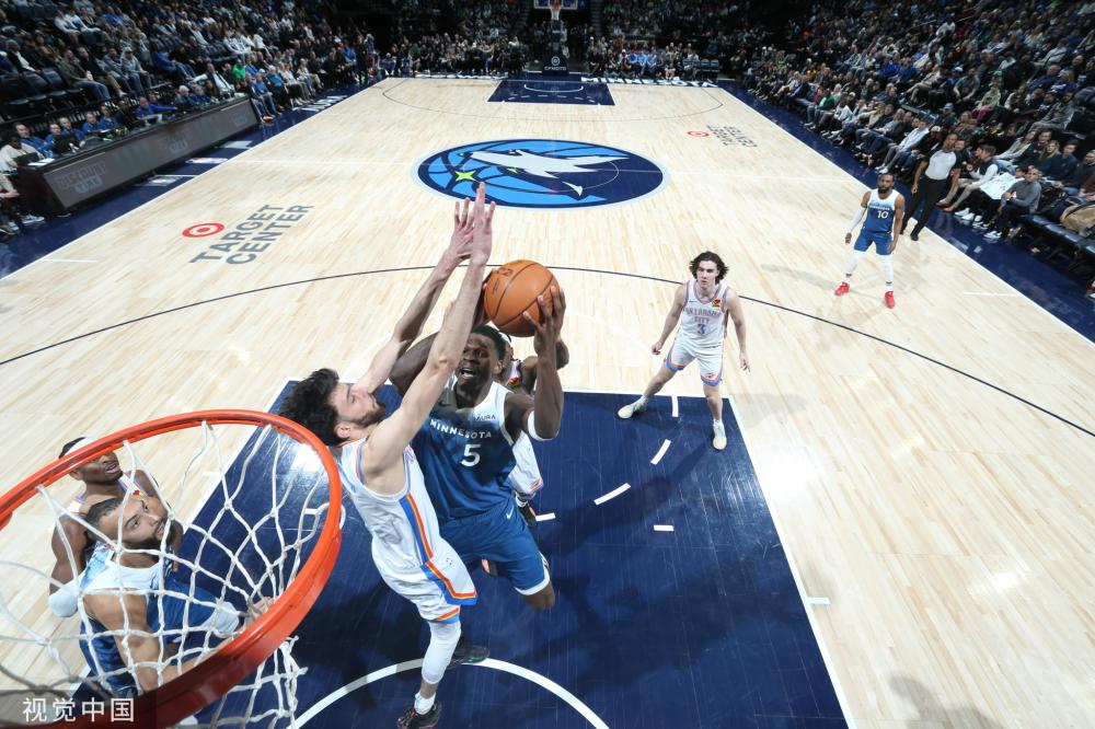 场上起到骨 场上起到骨